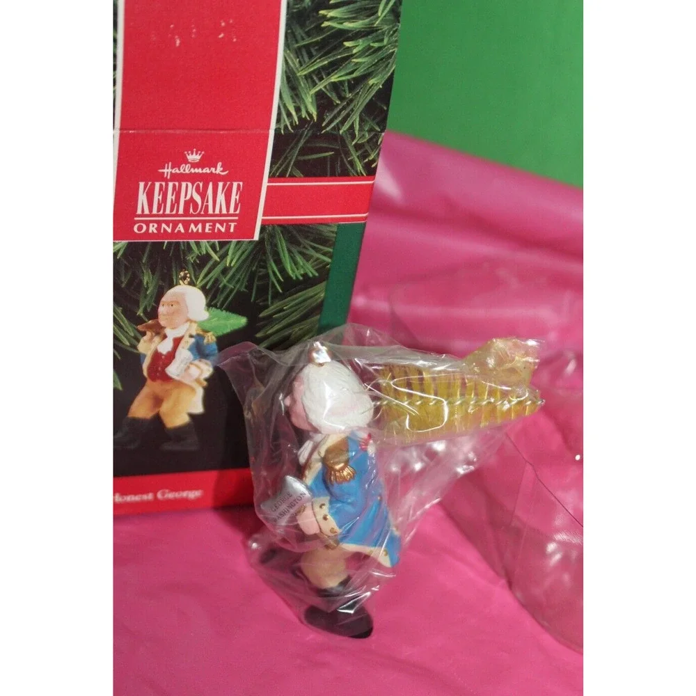 Hallmark Keepsake American Commemorative Honest George 1992 Christmas Ornament